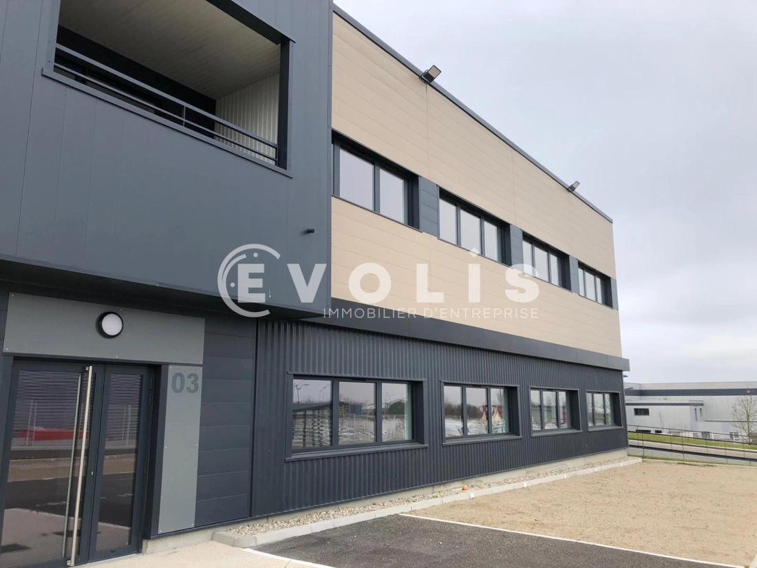 Photo 6 – location Entrepôts / activités	COLOMBIER SAUGNIEU (69124)