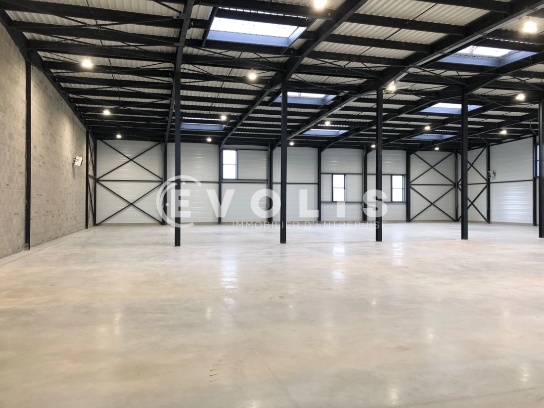 Photo 7 – location Entrepôts / activités	COLOMBIER SAUGNIEU (69124)