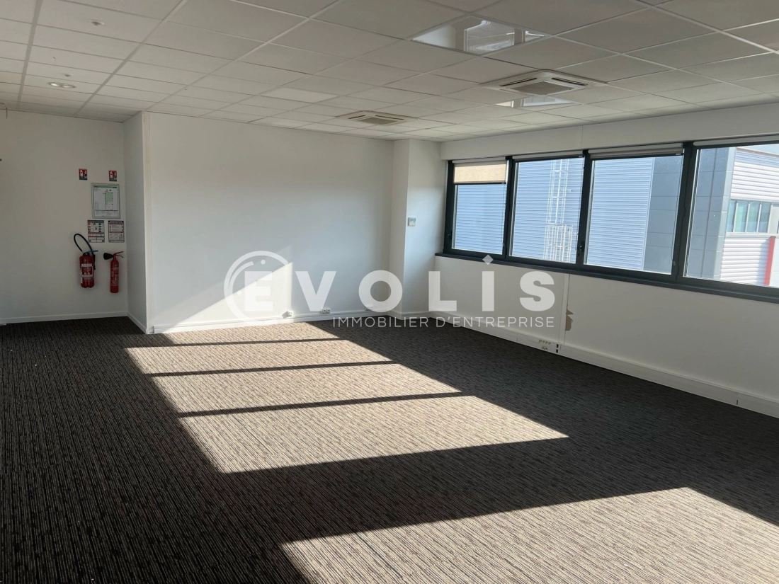 Photo 2 – location bureaux	MEYZIEU (69330)