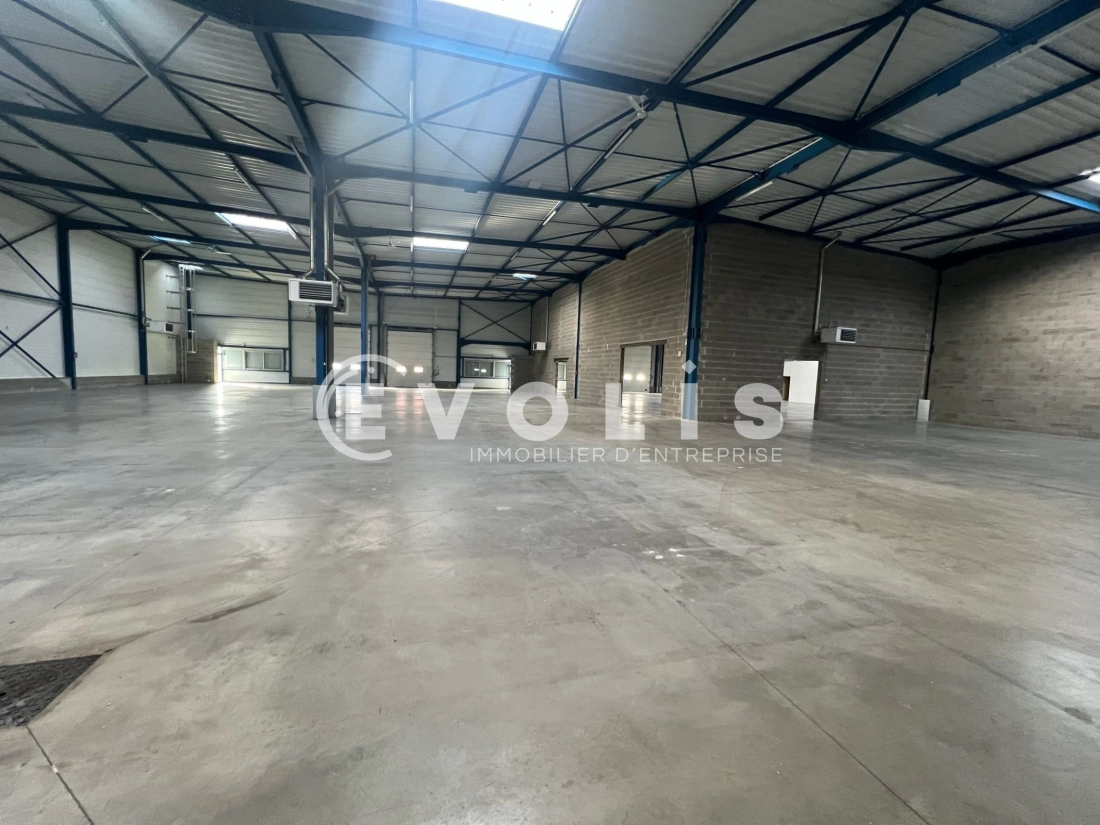 Photo 7 – location Entrepôts / activités	DAGNEUX (01120)