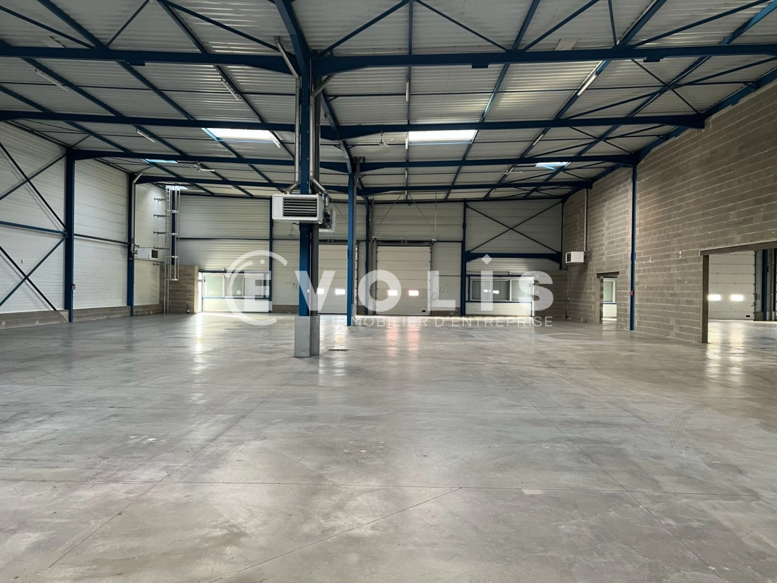 Photo 8 – location Entrepôts / activités	DAGNEUX (01120)