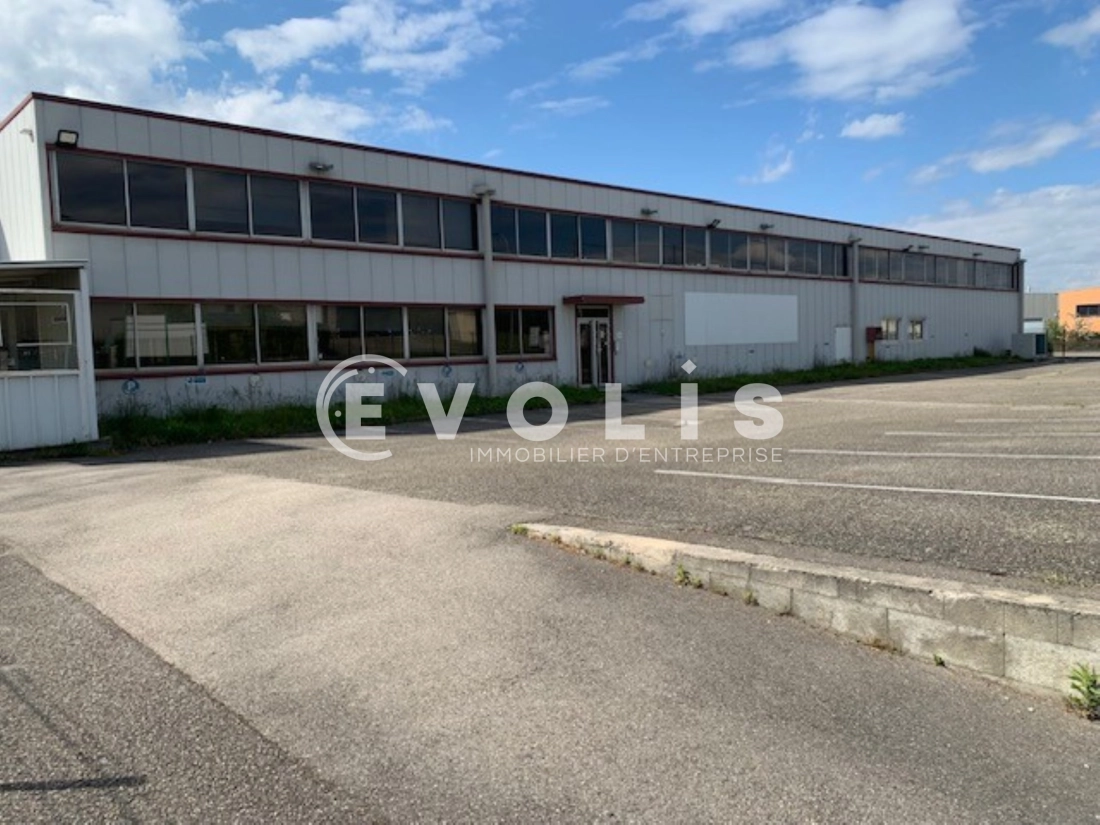 Photo 12 – location Entrepôts / activités	CHAPONOST (69630)
