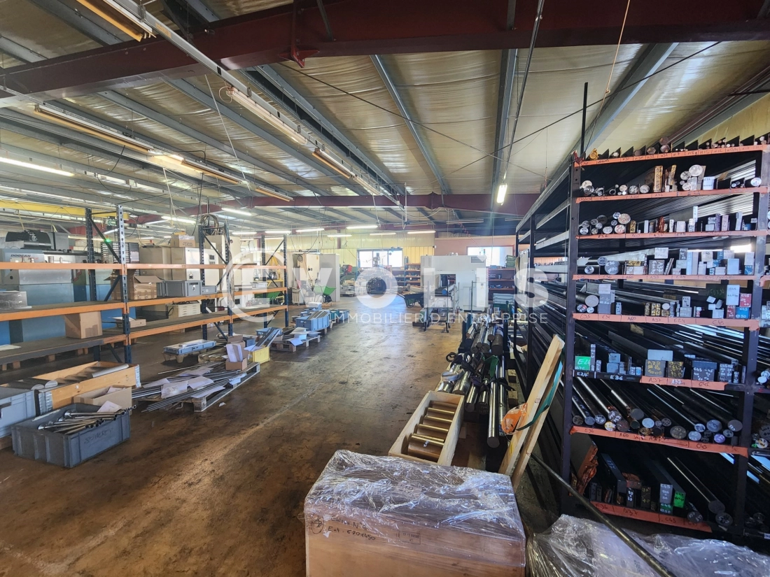 Photo 9 – location Entrepôts / activités	SEMONS (38260)