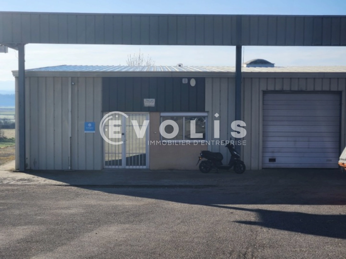 Photo 5 – location Entrepôts / activités	SEMONS (38260)