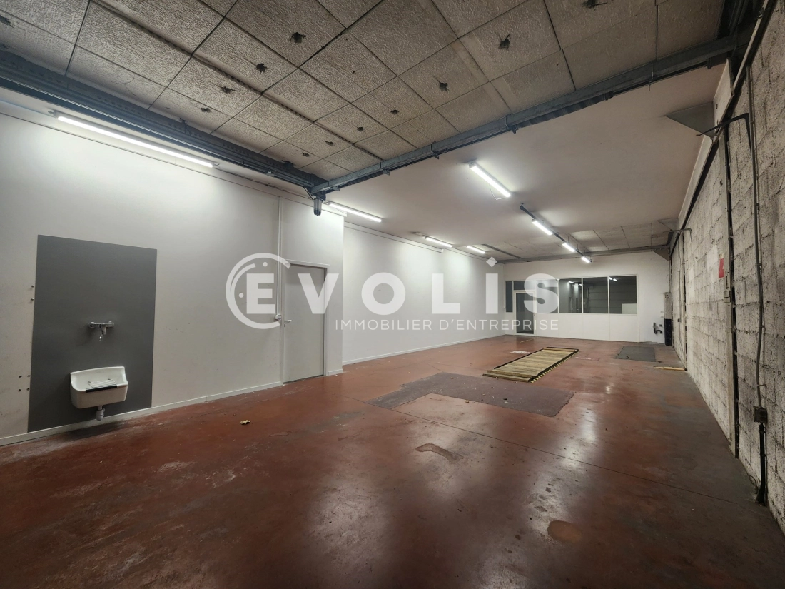 Photo 7 – vente Entrepôts / activités	GIVORS (69700)