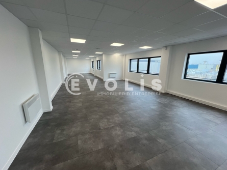 Photo 9 – location Entrepôts / activités	COLOMBIER SAUGNIEU (69124)