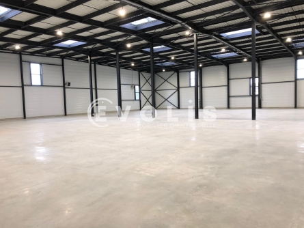 Photo 8 – location Entrepôts / activités	COLOMBIER SAUGNIEU (69124)