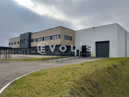 Photo 4 – location Entrepôts / activités	COLOMBIER SAUGNIEU (69124)