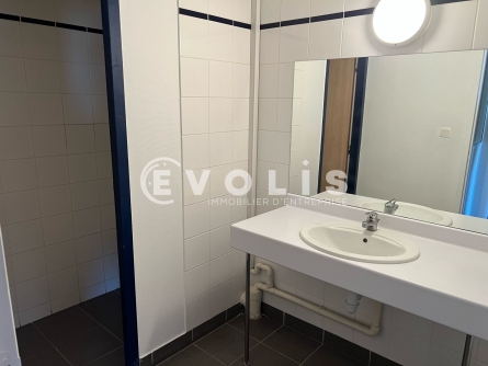 Photo 10 – location Entrepôts / activités	DAGNEUX (01120)