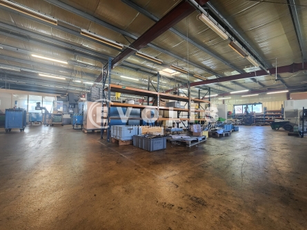 Photo 11 – location Entrepôts / activités	SEMONS (38260)