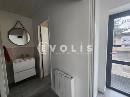 Photo 12 – vente Entrepôts / activités	GIVORS (69700)